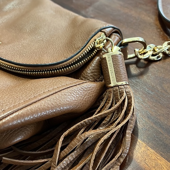 Michael Kors Leather Bag Brown Saffiano Gold Hardware & Tassel - Picture 2 of 14